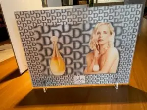 DIOR